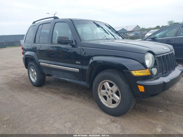 Salvage Jeep Liberty Image