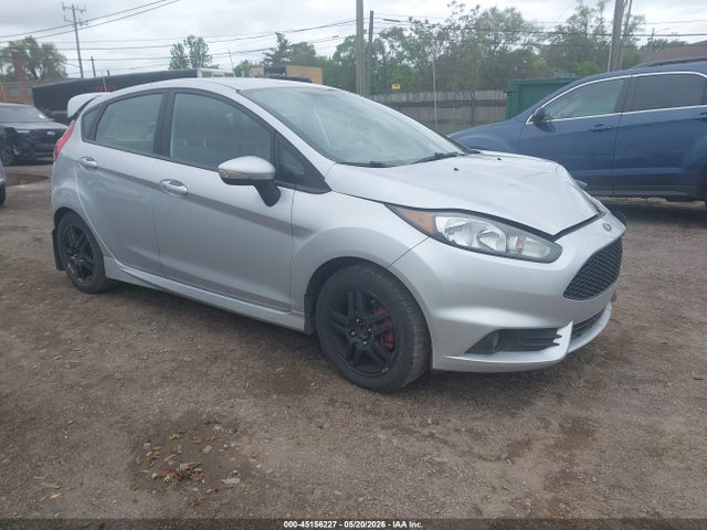 Salvage Ford Fiesta Image