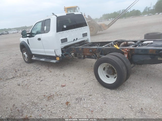 Ford F-550 Xlt