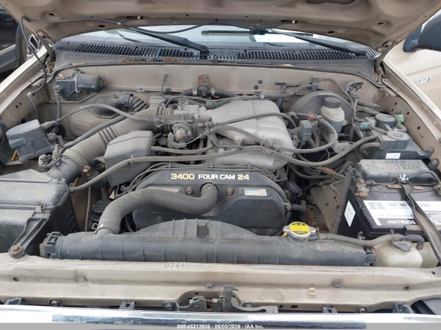 Toyota Tacoma Base V6