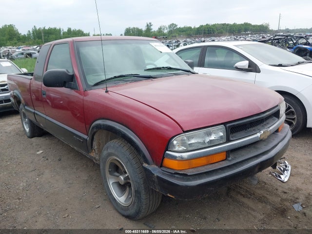 Salvage Chevrolet S-10 Image