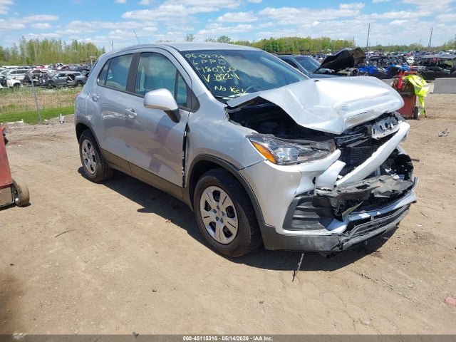 Salvage Chevrolet Trax Image