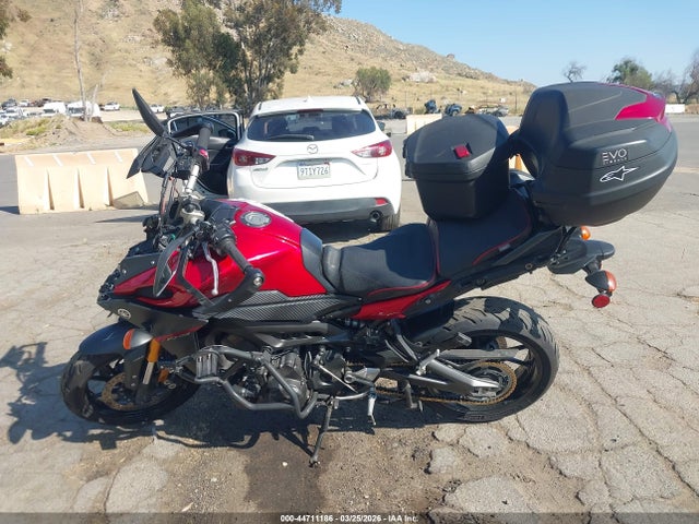 Yamaha Fj09 C