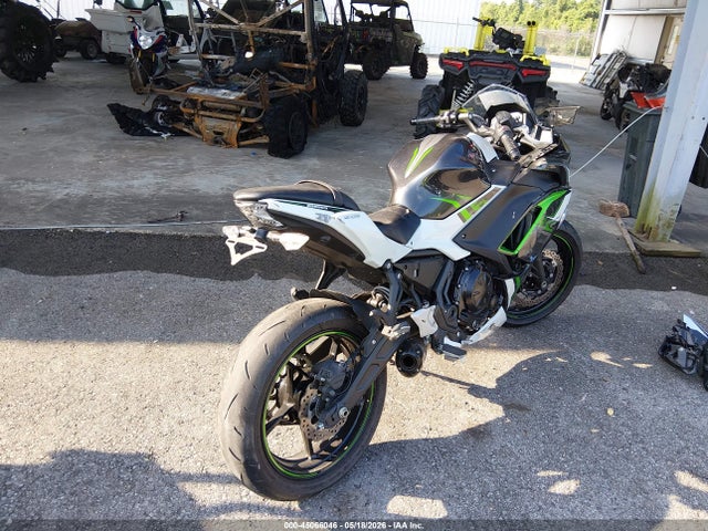 Kawasaki Ex650 N