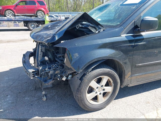 Dodge Grand Caravan Crew