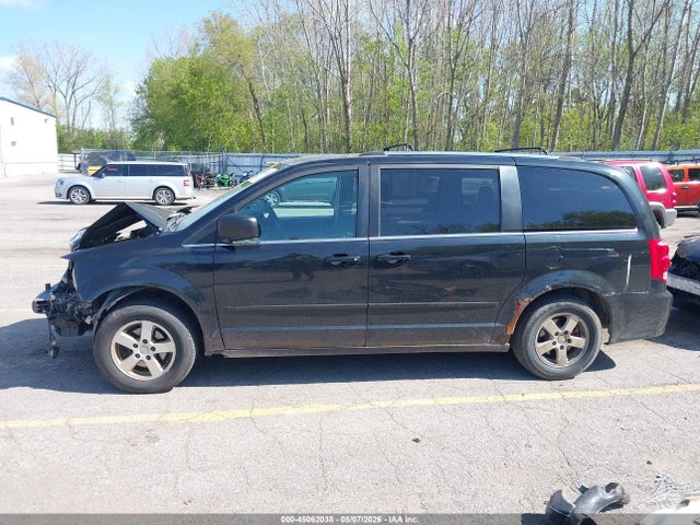 Dodge Grand Caravan Crew