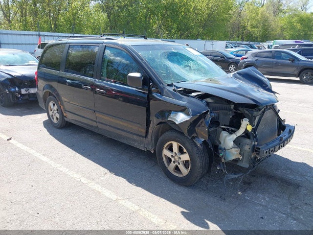 Salvage Dodge Grand Caravan Image