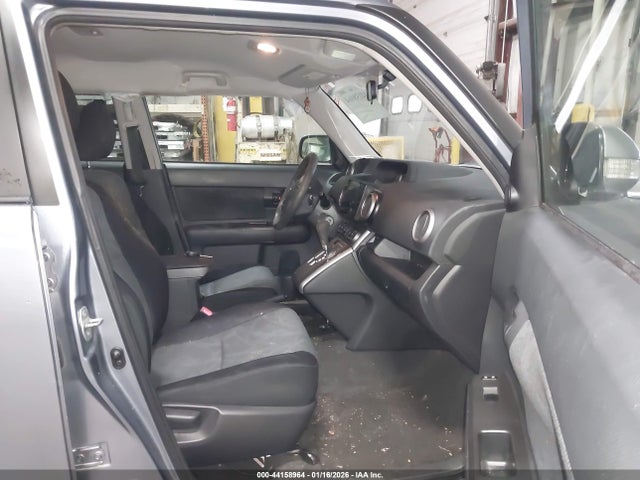Scion xB