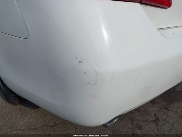 Toyota Camry Xle V6