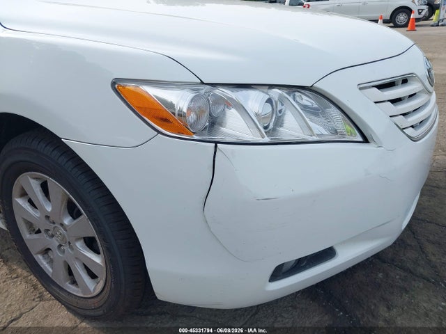 Toyota Camry Xle V6