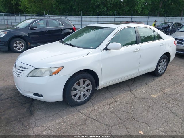 Toyota Camry Xle V6
