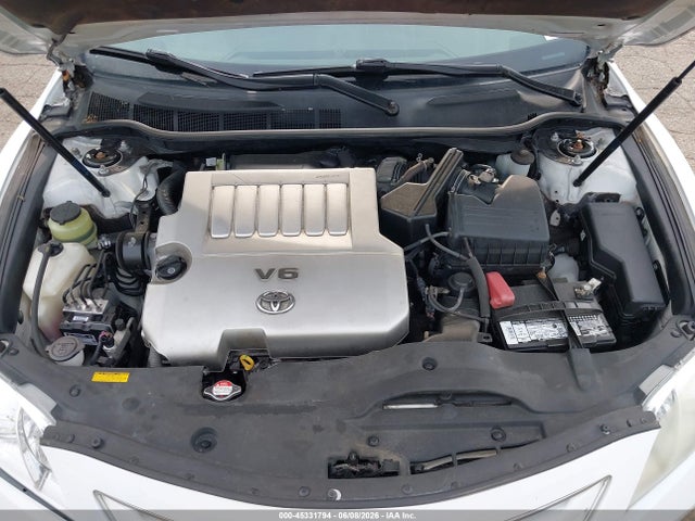 Toyota Camry Xle V6