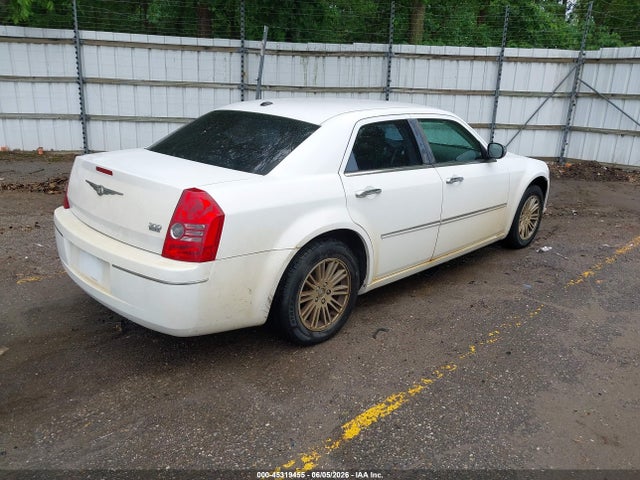 Chrysler 300 Touring Plus