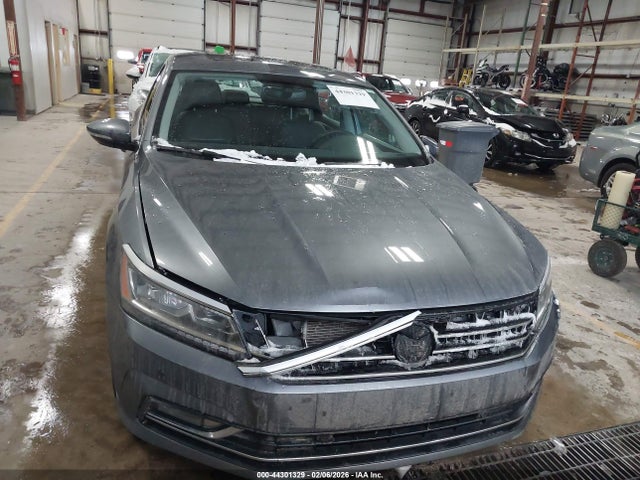 Volkswagen Passat 2.0t Se