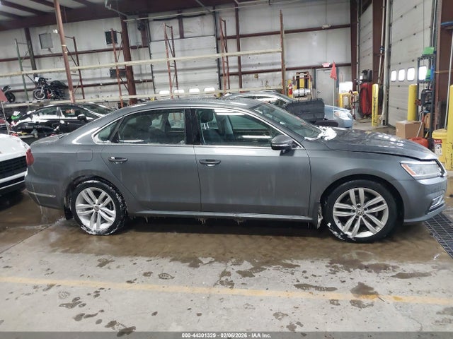Volkswagen Passat 2.0t Se