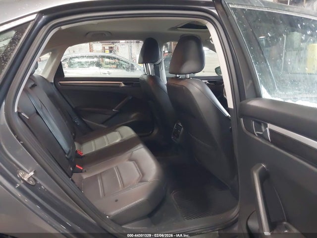 Volkswagen Passat 2.0t Se