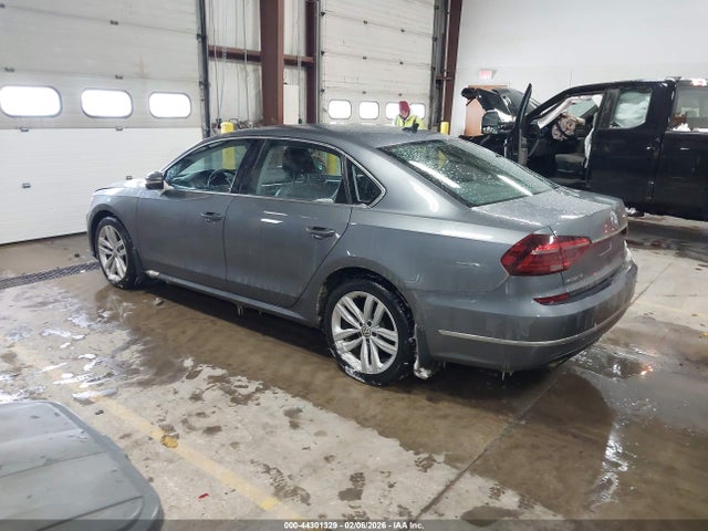 Volkswagen Passat 2.0t Se