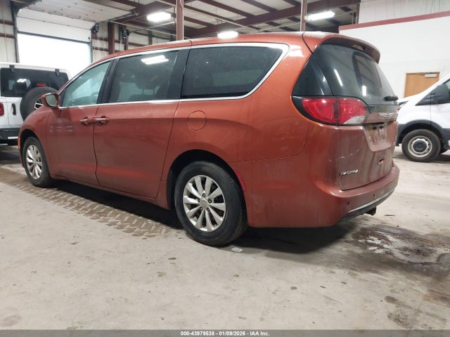 Chrysler Pacifica Touring Plus