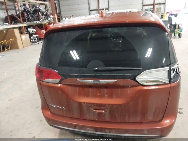 Chrysler Pacifica Touring Plus