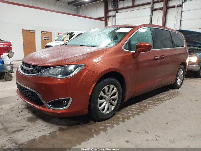 Chrysler Pacifica Touring Plus