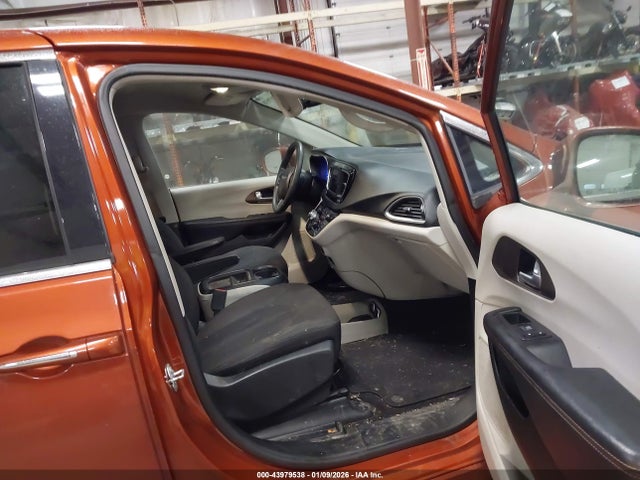 Chrysler Pacifica Touring Plus