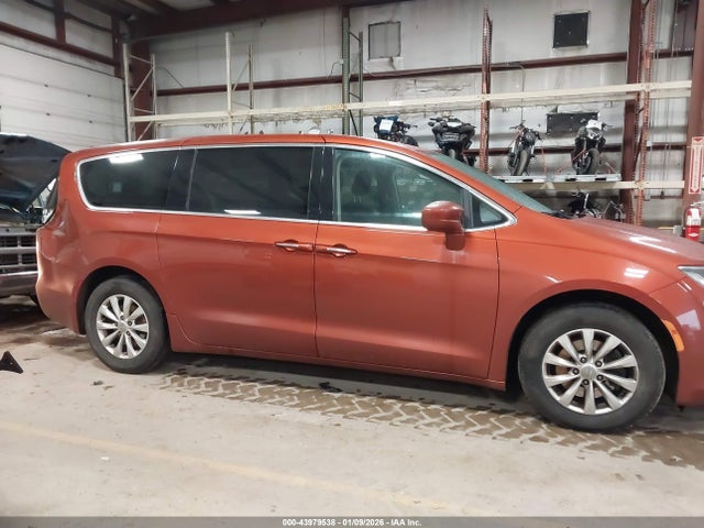 Chrysler Pacifica Touring Plus