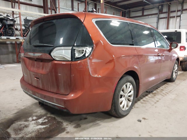 Chrysler Pacifica Touring Plus