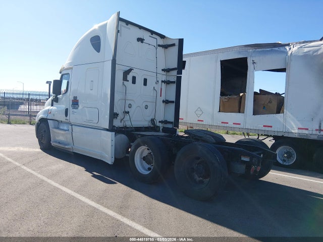Freightliner Cascadia 125