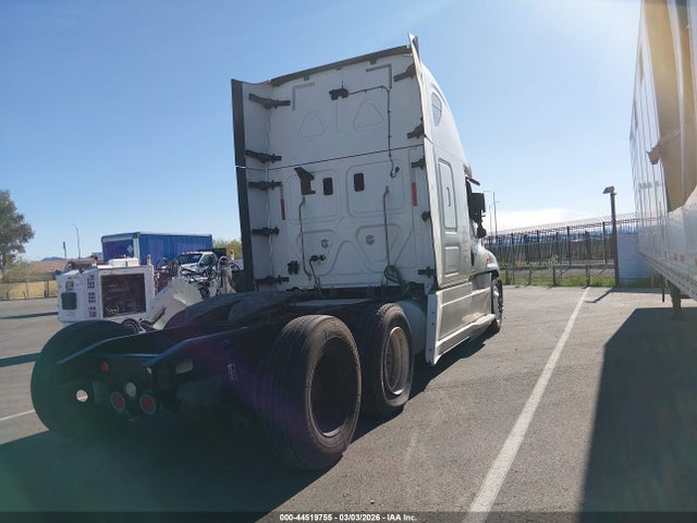 Freightliner Cascadia 125