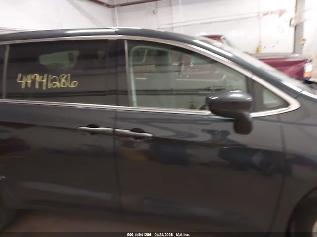 Chrysler Pacifica L