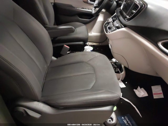 Chrysler Pacifica L