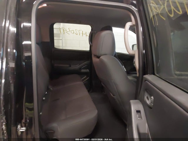 Nissan Frontier S 4x2