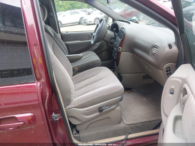 Chrysler Town & Country Lx