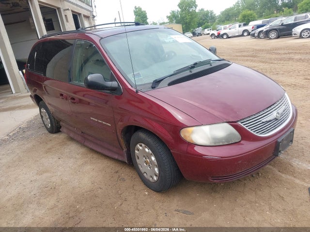 Salvage Chrysler Town & Country Image
