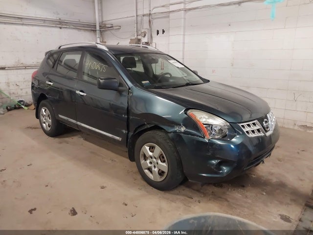 Salvage Nissan Rogue Image