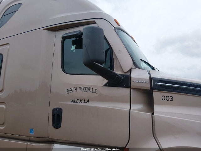 Freightliner New Cascadia 126