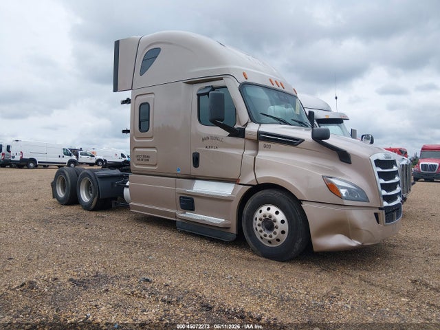 Salvage Freightliner New Cascadia 126 Image