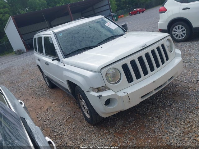 Salvage Jeep Patriot Image