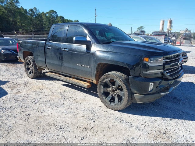 Salvage Chevrolet Silverado 1500 Image