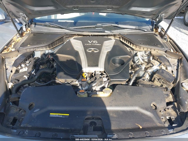 INFINITI Q50 3.0t Luxe