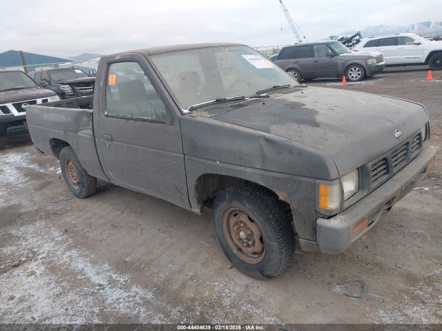 Salvage Nissan Truck Image