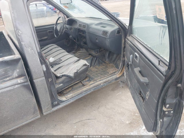 Nissan Truck Xe