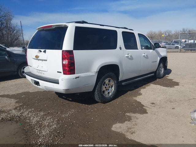 Chevrolet Suburban 1500 Lt