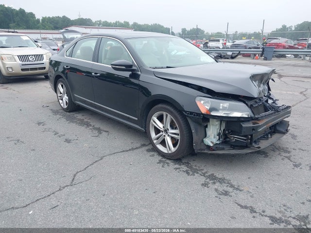 Salvage Volkswagen Passat Image