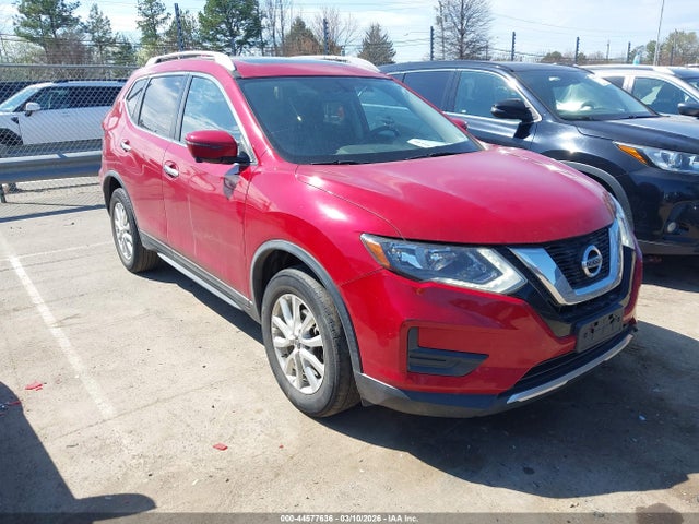 Salvage Nissan Rogue Image