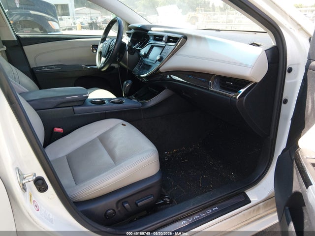 Toyota Avalon Hybrid Limited