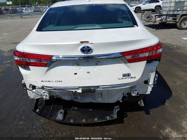 Toyota Avalon Hybrid Limited