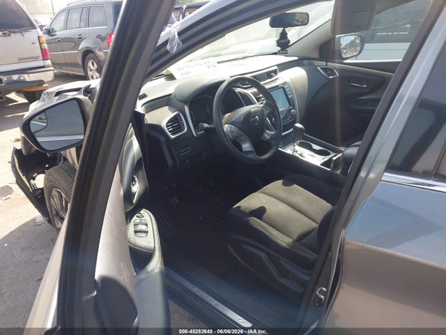 Nissan Murano S