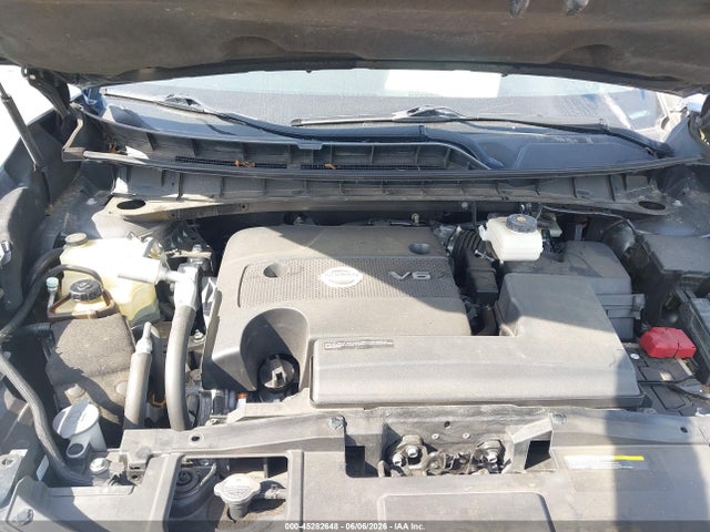 Nissan Murano S