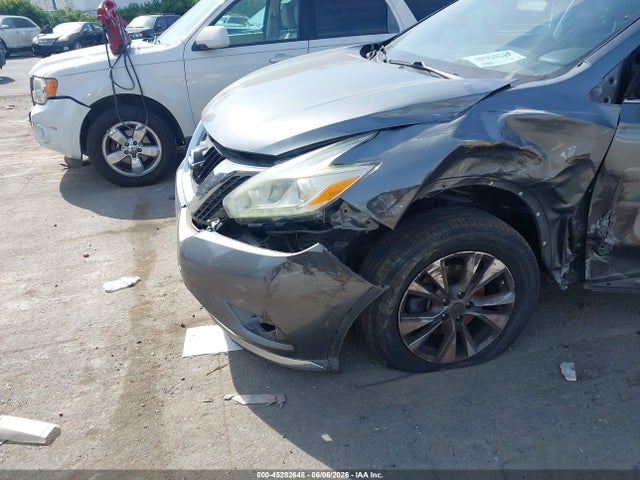 Nissan Murano S